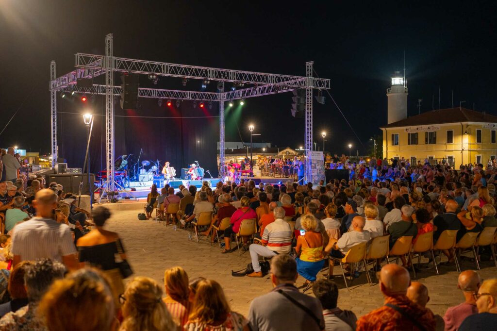 piazza spose cesenatico