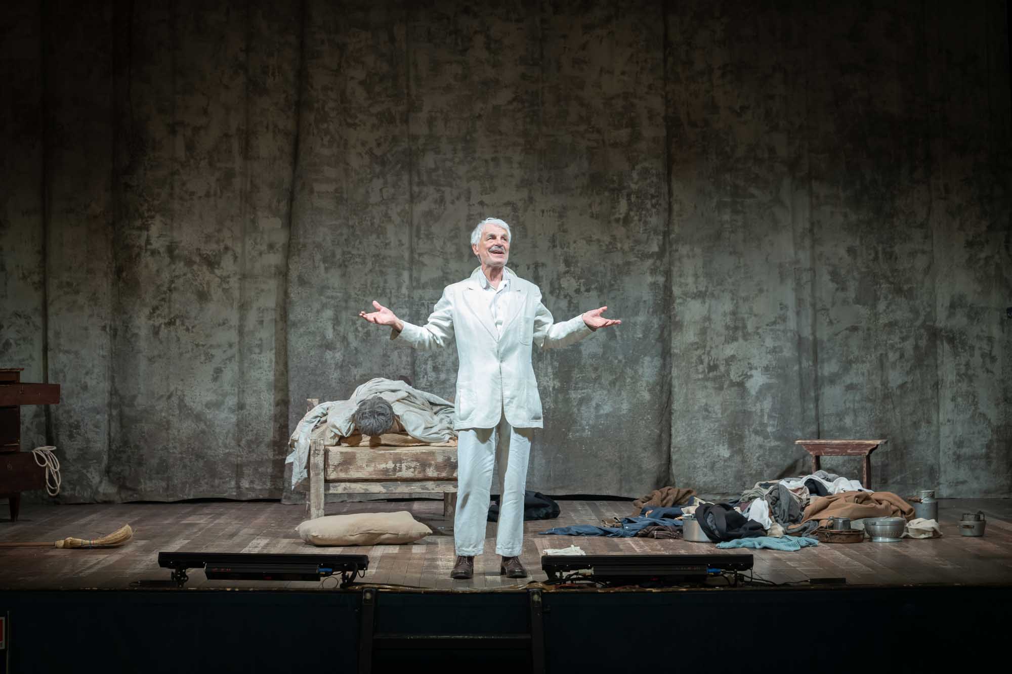 placito teatro cesenatico